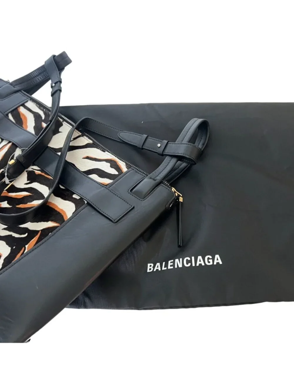 BALENCIAGA Limited Bergdorf Goodman 111th Aniv Zebra CalfHair Kendall Bucket Bag - Picture 5 of 16